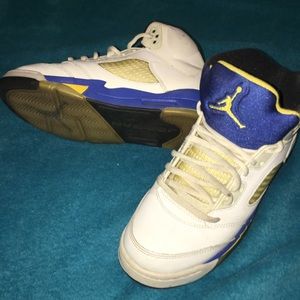 💚💙Laney Air Jordan 5s💙💚